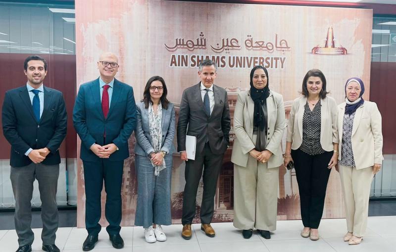 جامعة عين شمس 