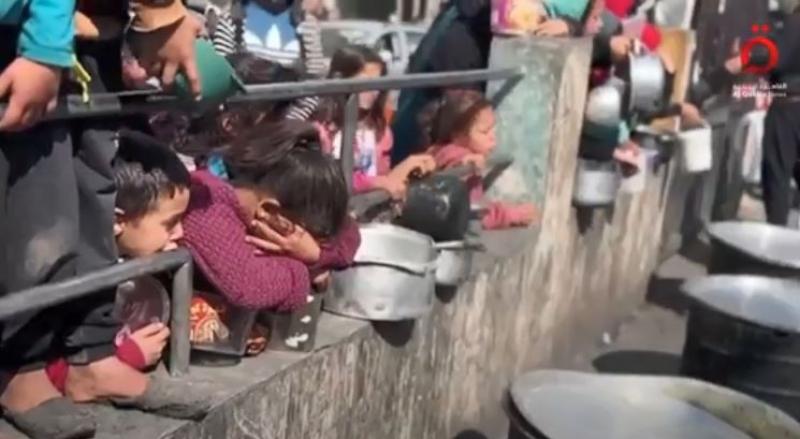 يحتاجون إلى الدعم المنقذ للحياة.. 90% من أطفال غزة يعانون من الفقر الغذائي الحاد.. «فيديو»