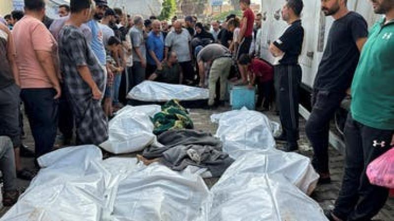 تؤوي آلاف النازحين.. أبرز تفاصيل ”مجزرة” مدرسة النصيرات وسط غزة