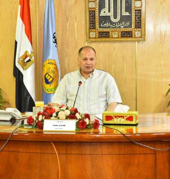 محافظ أسيوط: تخصيص 153 ساحة و4202 مسجد لتأدية صلاة عيد الأضحى المبارك