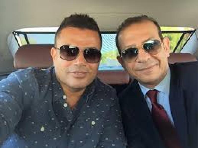 اشرف عبد العزيز وعمرو دياب