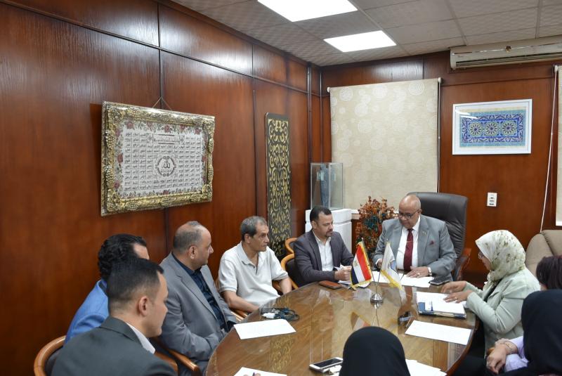 جامعة الأقصر 
