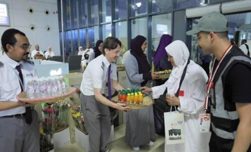 الداخلية تودع أسر الشهداء أثناء مغادرتهم البلاد