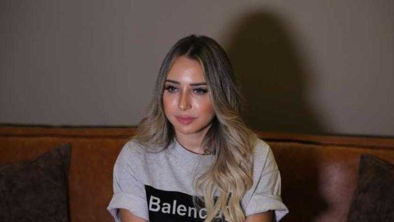 ساندي تروج لأغنيتها الجديدة «صحاب ما صانوش»: تُطرح غدا