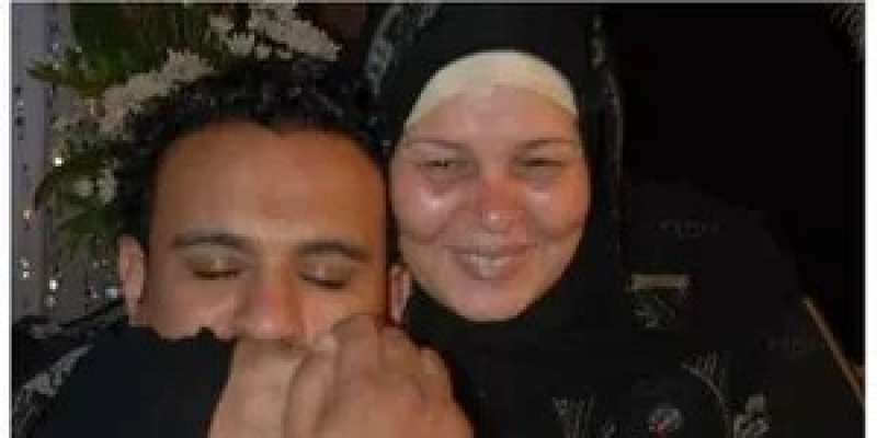 محمود الليثي ووالدته