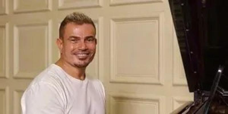 عمرو دياب: «ما عنديش غير جمهوري من 35 سنة وبحبهم جدا»