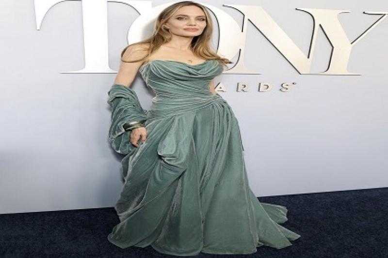 بجسم نحيف.. ظهور ملفت لأنجلينا جولي