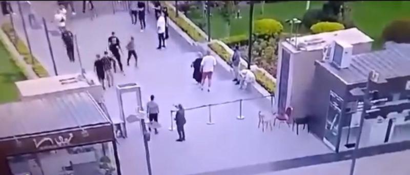 جانب من المشاجرة 