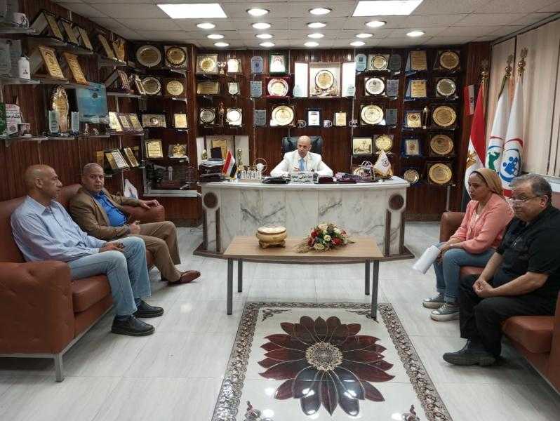 وكيل وزارة الصحة بالشرقية يجتمع بمديري الإدارات الفنية لمناقشة بعض الملفات الصحية