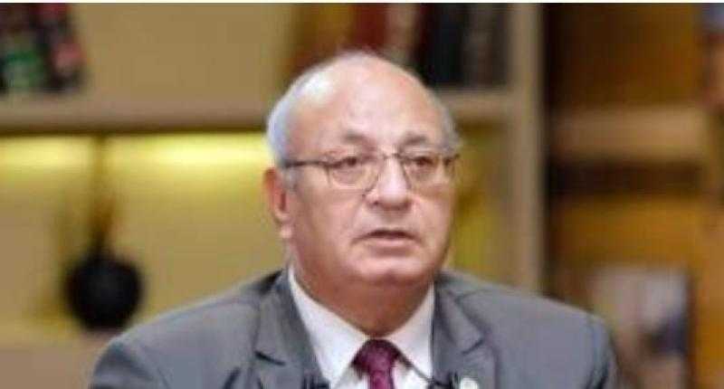 أستاذ تاريخ يفجر مفاجأة عن مذكرات زينب الغزالي خيال غير مقبول