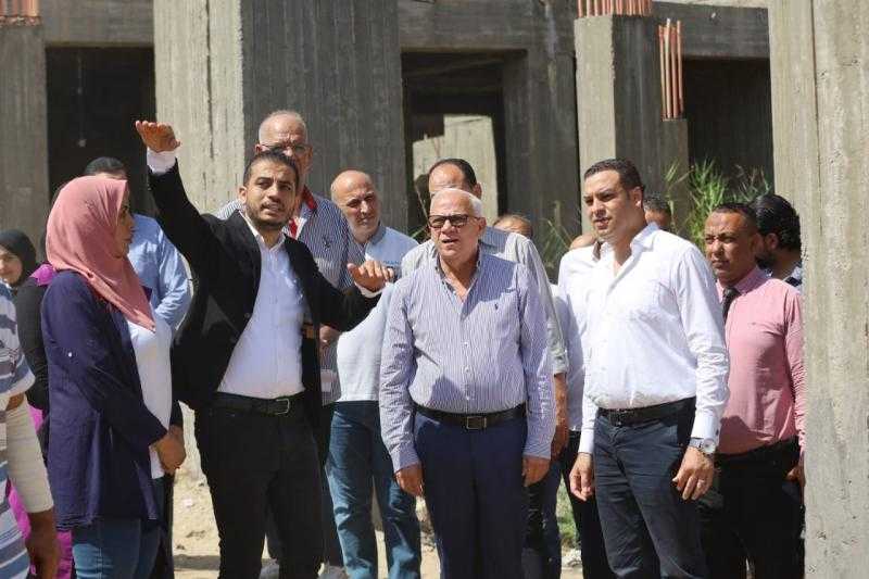 محافظ بورسعيد يتفقد مشروع أبراج بالميرا السكني Palmera Towers ويوجه بسرعة إنجاز الأعمال