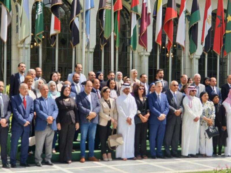 البحوث الاستراتيجية بجامعة الدول ومراكز الفكر يناقشون أوراقًا بحثية حول (المنتدى العربي الصيني)