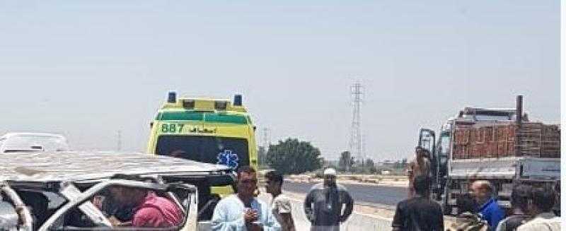 عاجل.. مصرع وإصابة 16 شخصا في حادث تصادم مروع بالمنيا