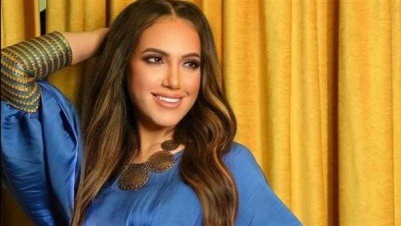 إيمي طلعت زكريا تحتفل بخطوبتها على شاب خارج الوسط الفني