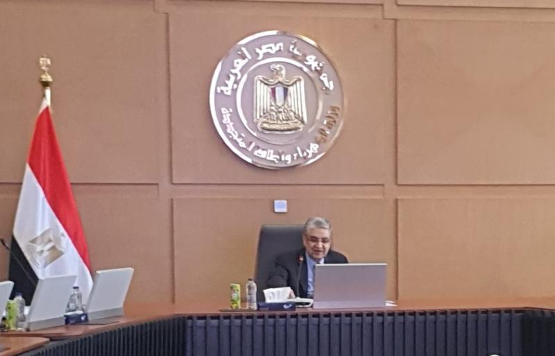 «القابضة لكهرباء مصر» تستهدف تنفيذ استثمارات بـ63 مليار جنيه بالعام المالي الجديد