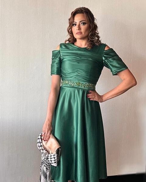الفنانة بشري