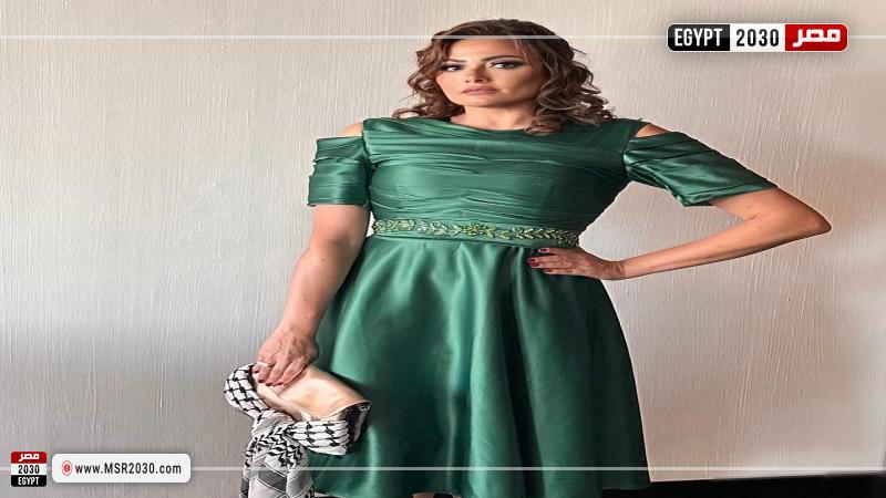 الفنانة بشري