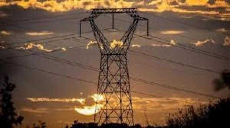 رئيس الوزراء: نعمل على عدم العودة لقطع الكهرباء