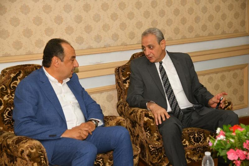 محافظ الغربية 