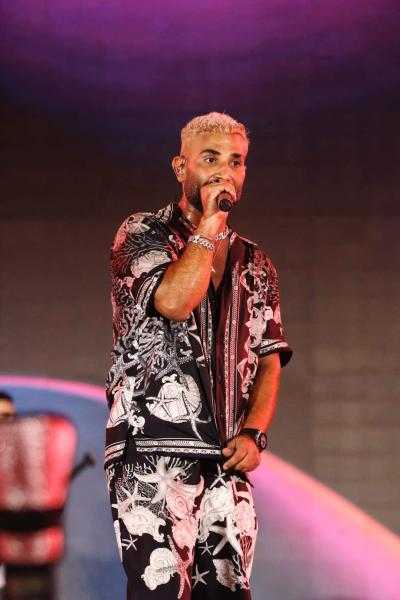شاهد.. أحمد سعد يشعل الحماس والجماهيرية في حفله الناجح بالساحل الشمالي