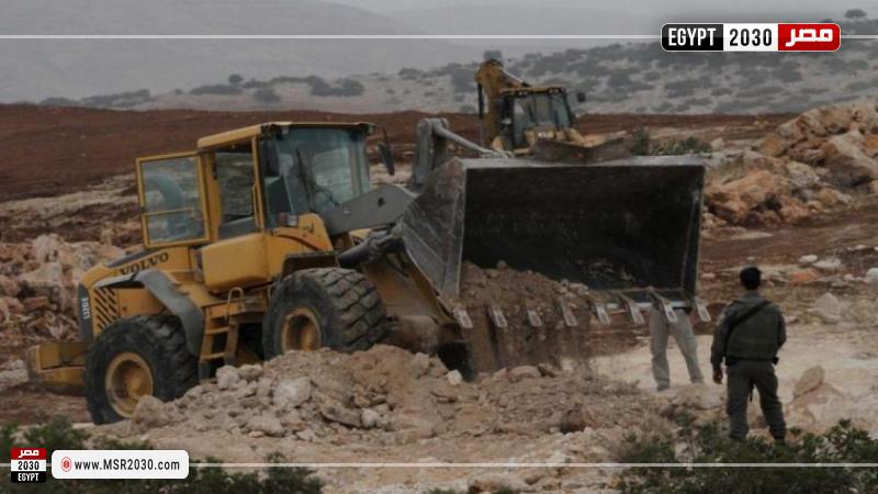 قوات الاحتلال تواصل تجريف مساحات من أراضي سلفيت