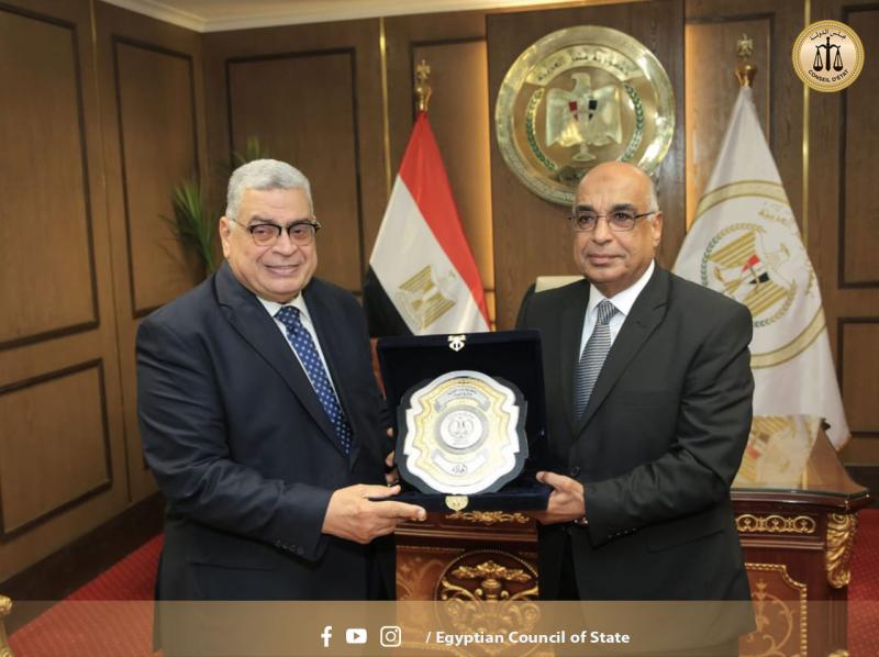 رئيس مجلس الدولة  يلتقى وزير العدل 