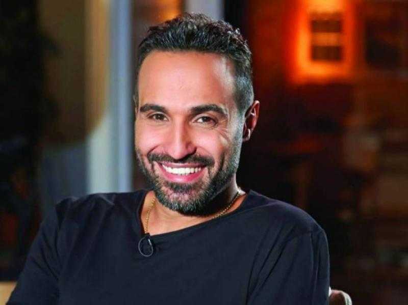 أحمد فهمي يكشف عن آرائه في تعدد الزوجات بعد زواج جده من 17 امرأة