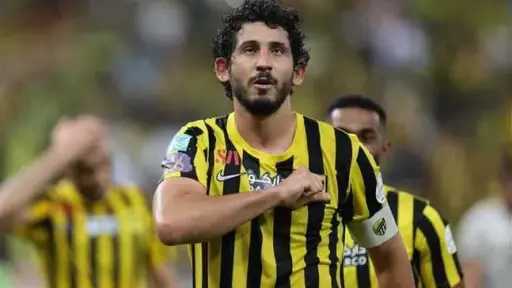 مفاجأة بشأن مصير أحمد حجازي مع نيوم السعودي... مفاجأة بشأن مصير أحمد حجازي مع نيوم السعودي في الموسم الجديد