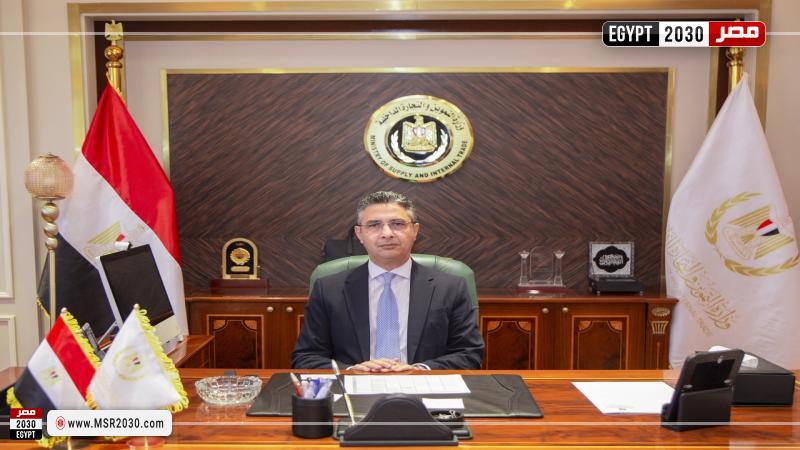 الدكتور شريف فاروق