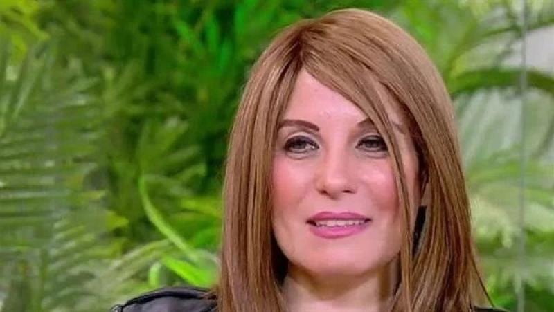 الفنانة رانيا عاطف تنعي وفاة والدها