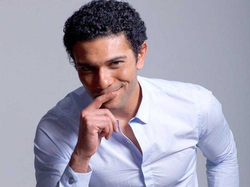 آسر ياسين يستعد لتصوير فيلمين سينمائيين جديدين: ”إن غاب القط” و”الشايب”