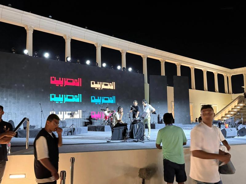 المسرح الروماني يستعد لحفل فرقة المصريين في مهرجان العلمين 2024