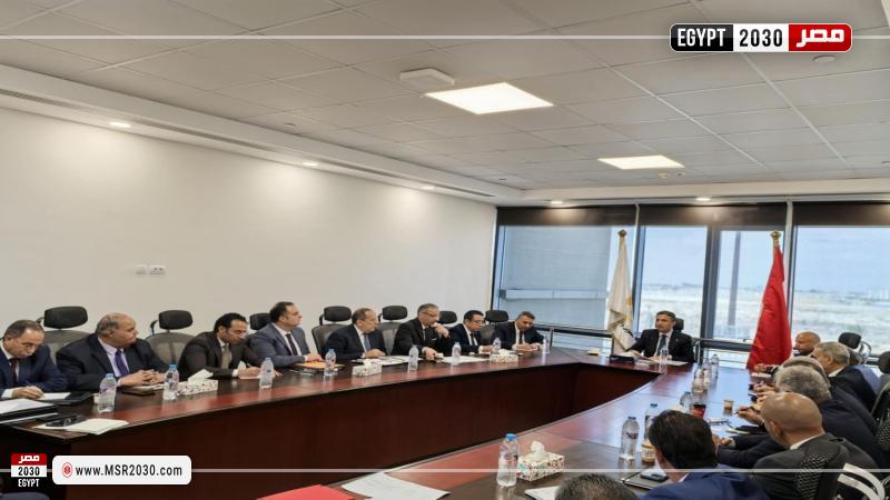 وزير التموين يترأس اللجنة العليا للسكر 