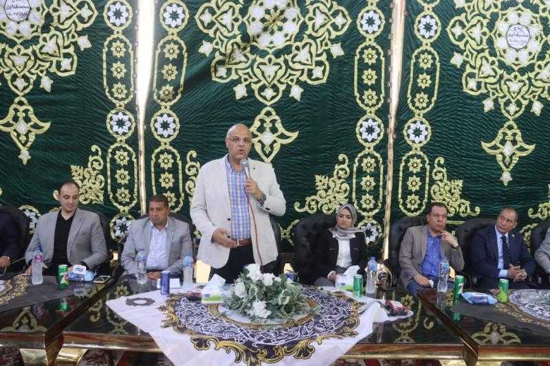محافظ القليوبية يعقد لقاءً برجال الأعمال وأصحاب المنشات الصناعية بمنطقه أبو سنة بمدينة قليوب