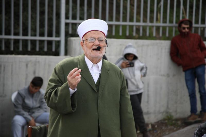 قوات الاحتلال تعتقل خطيب المسجد الأقصى
