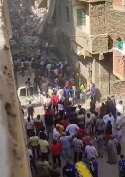 انهيار عقار 
