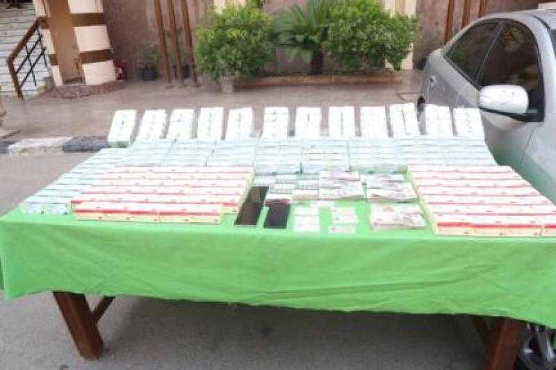 ضبط 3 عناصر إجرامية بحوزتهم أكثر من 35 ألف قرص مخدر بـ 3.5 مليون جنيه بالقاهرة والمنوفية