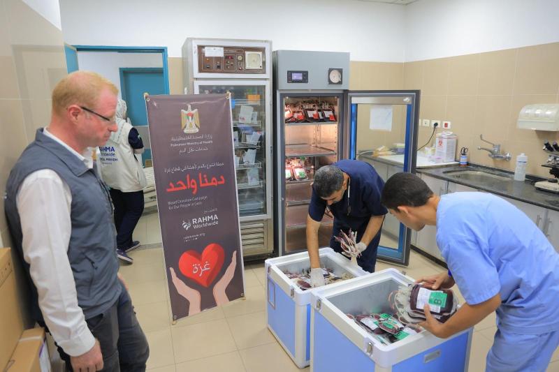 وزارة الصحة الفلسطينية تعلن وصول ”وحدات الدم” و”أدوية الهيموفيليا” إلى قطاع غزة