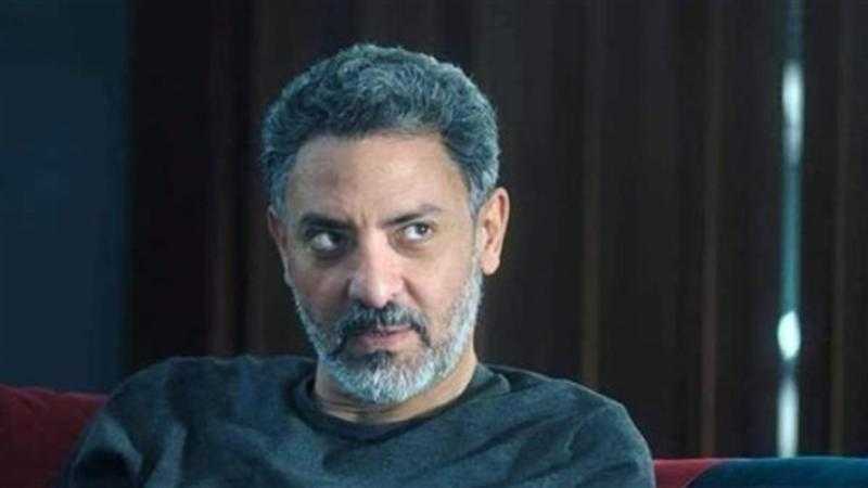 فتحي عبد الوهاب ينعى والد أحمد صلاح حسني