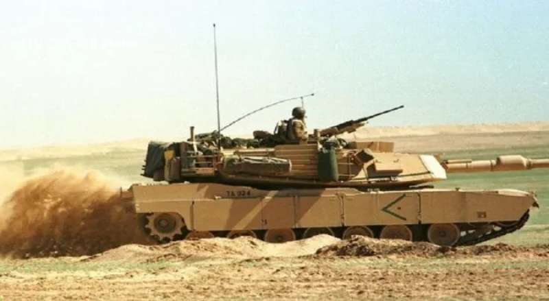 دبابة 