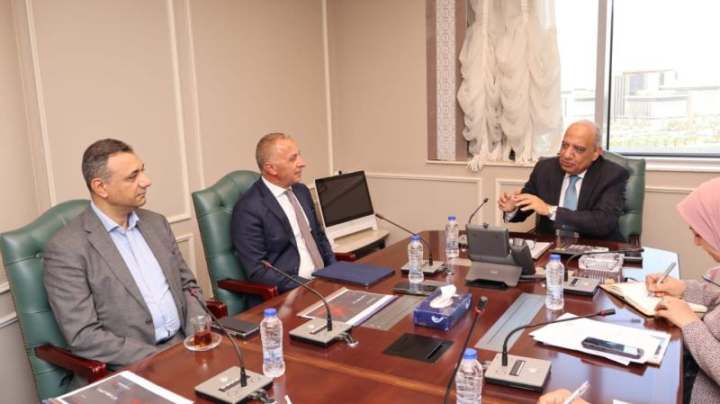 وزير الكهرباء يبحث مع مجموعة «السويدي اليكتريك» التعاون في مجالات خفض الفاقد
