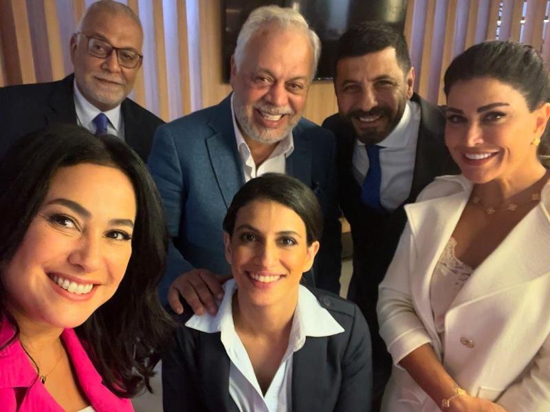 أبطال مسلسل مفترق طرق