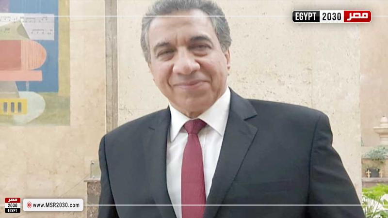 الدكتور أحمد درة