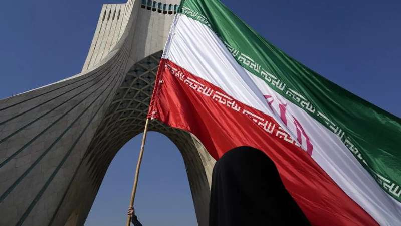 علم إيران