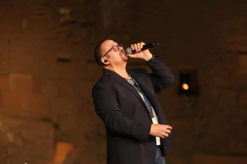 هشام عباس 