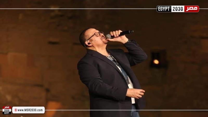 هشام عباس