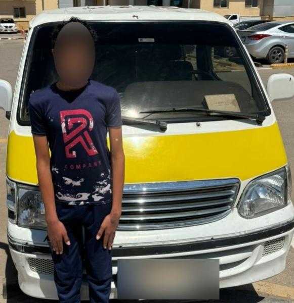 الداخلية تكشف ملابسات فيديو طفل يقود سيارة بأكتوبر