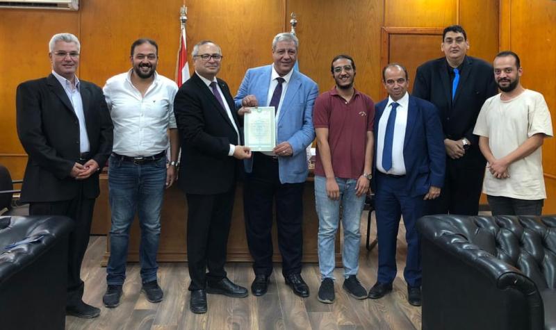 كلية طب بنين الأزهر بالقاهرة