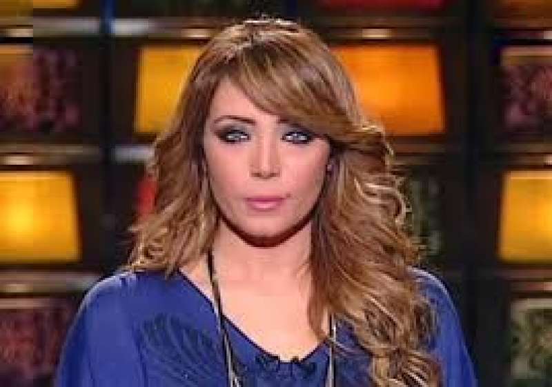  الأعلامية إيمان أبو طالب