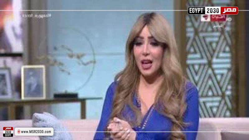 الإعلامية إيمان أبو طالب